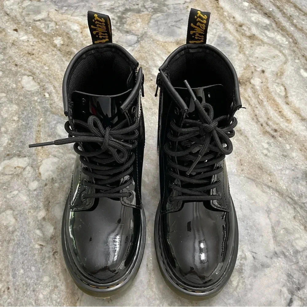 Dr. Martens YOUTH 1460 PATENT LEATHER LACE UP BOOTS size 2